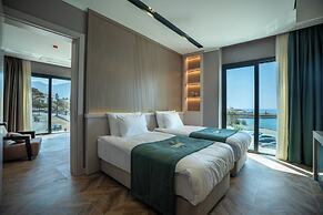 Shayna Beach Club
