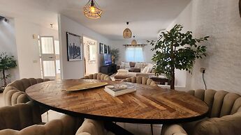 Ibiza Sunshine Hideaway