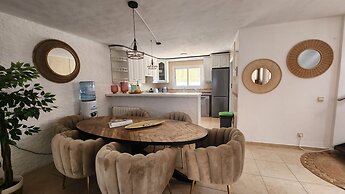 Ibiza Sunshine Hideaway