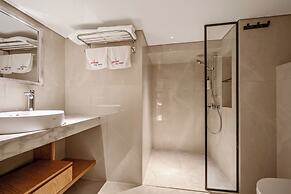 Amber Bay Hotel & Suites Da Nang