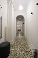 Modern apartment near Lycabettus hill with balcony