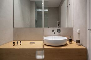 Modern apartment near Lycabettus hill with balcony