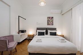 Modern apartment near Lycabettus hill with balcony