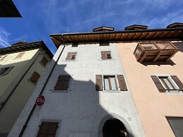 063 Bilocale Carisolo