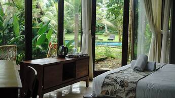Green Tree House Villa Ubud