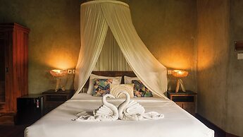 Green Tree House Villa Ubud