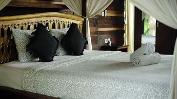 Green Tree House Villa Ubud