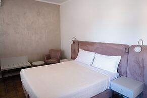 The Gate 441 Rooms