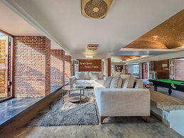 Truliv Bougan Villa