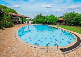 Kumudu Valley Resort