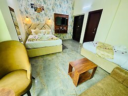HOTEL DREAM PALACE