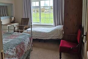 Tranquil Cottage Retreat in Kells, Leitrim