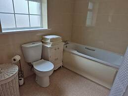Tranquil Cottage Retreat in Kells, Leitrim