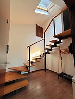 Kesletz House