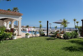 Villa Monteluz