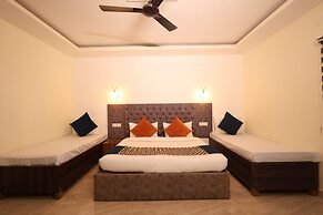Hushvan Resorts