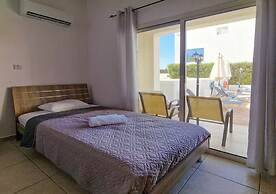 Sunshine Apartment in Pafos