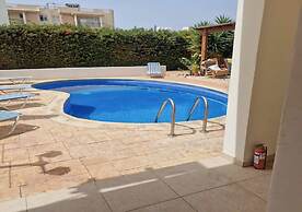 Sunshine Apartment in Pafos