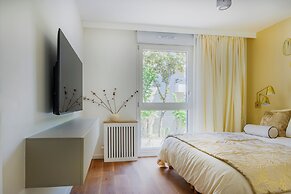 Paris West Elegant residence