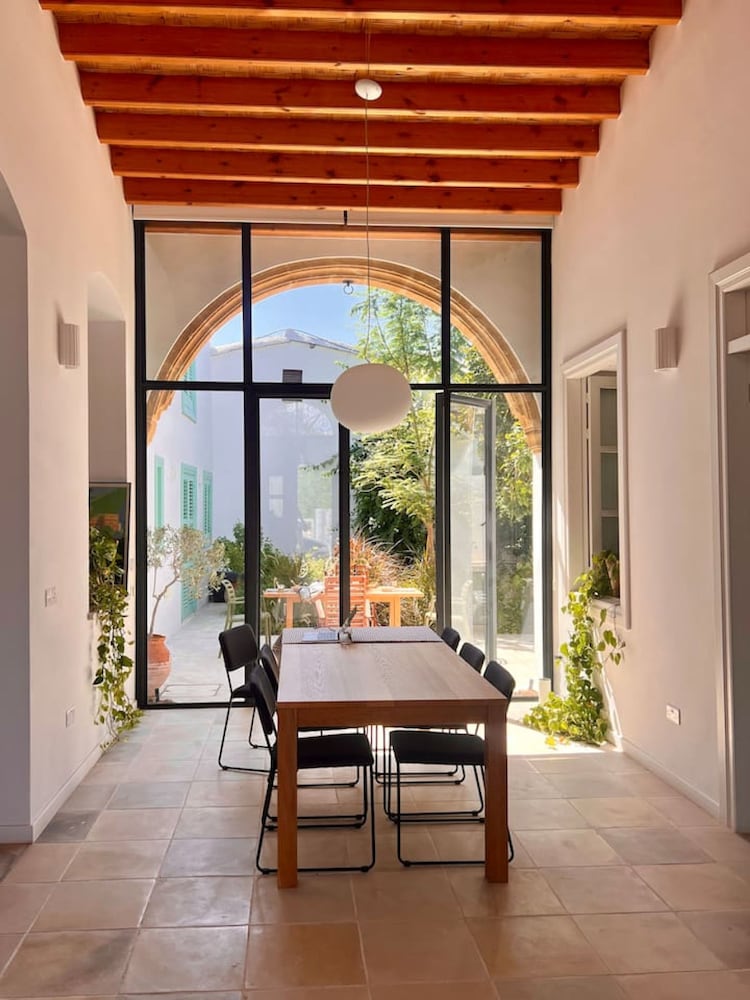 Charming Modern Getaway