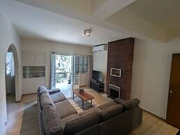 Gladstone Apartment in Nicosia
