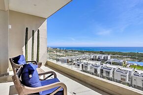 Luxe Cabo Condo w/ Ocean Views + Amenities!