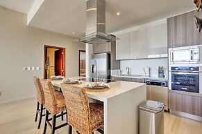 Luxe Cabo Condo w/ Ocean Views + Amenities!