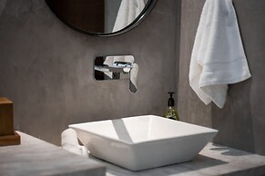 Stylish Tulum Studio Terrace Pool Relax