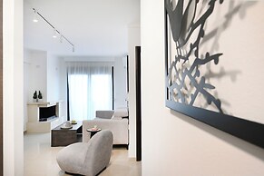 Icon Apartments
