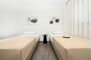 Icon Apartments