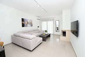 Icon Apartments