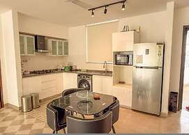 Modern 2BR w Pool Near Candolim and Coco Beach