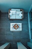 Horizon Luxury Seafront Villa