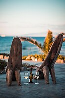 Horizon Luxury Seafront Villa