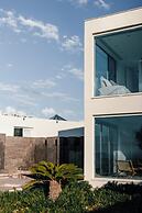 Horizon Luxury Seafront Villa