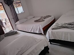 LAS CASCADAS HOSTEL TAYRONA