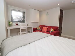 Poppy Cottage