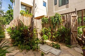 AMARI Uptown Tulum