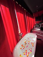 Romance Apartment