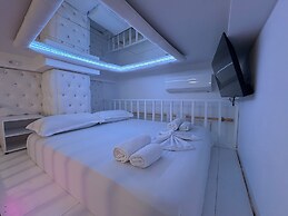 Romance Apartment