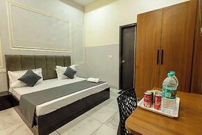 Sapphire Hotel & Banquet