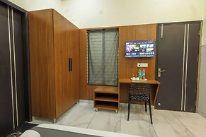 Sapphire Hotel & Banquet