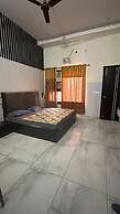 Sapphire Hotel & Banquet