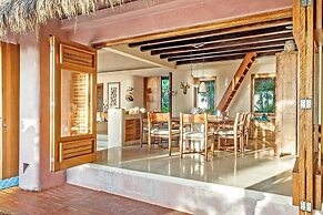 Anana Casa Cantarena Beachfront Meals Included