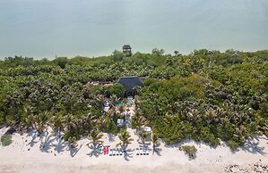 Anana Casa Cantarena Beachfront Meals Included