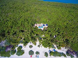 Anana Hacienda Chekul Sanctuary w Private Beach