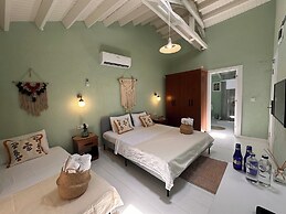 Hanole Macaron Guest House