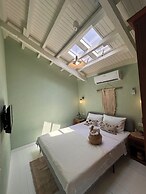 Hanole Macaron Guest House