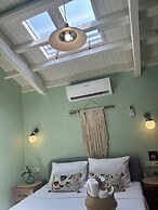 Hanole Macaron Guest House