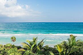 Anana Casa Kaab Kaan Rooftop Pool Beachfront